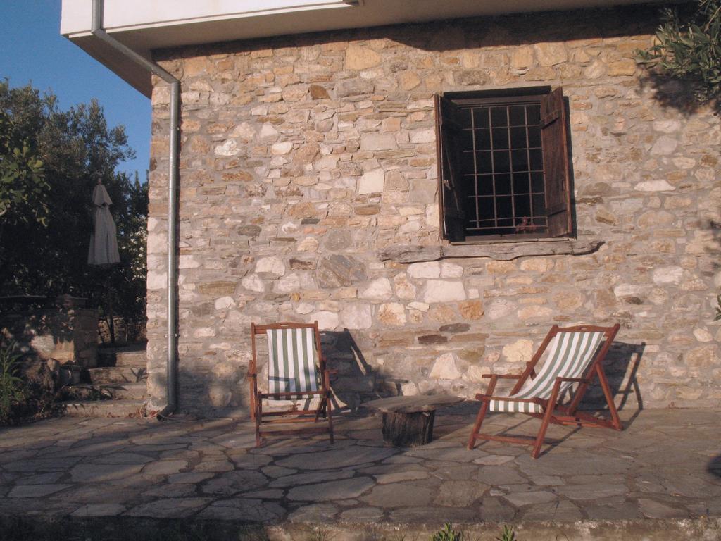 Traditional Stonehouse بوتيستيكا المظهر الخارجي الصورة