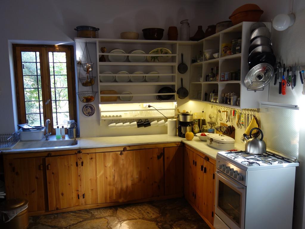 Traditional Stonehouse بوتيستيكا المظهر الخارجي الصورة