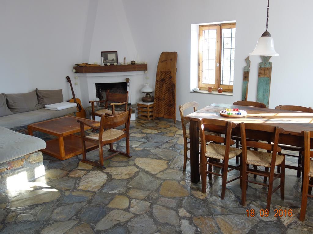 Traditional Stonehouse بوتيستيكا المظهر الخارجي الصورة